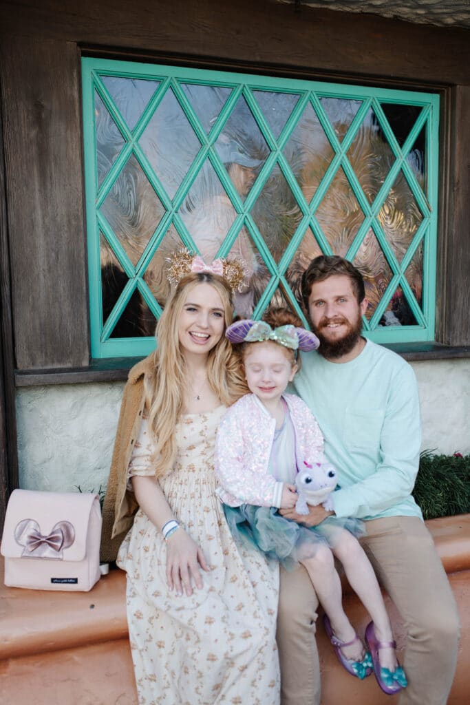 FAMILY AT DISNEYLAND